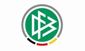 开云体育注册入口-德国足协官方：新赛季德甲、德乙所有球场将现场播报裁判的判罚