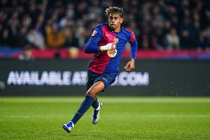 开云体育官网登录-亚马尔：儿时我穿梅西球衣&amp;现在小孩穿我球衣，这种传承令人震撼