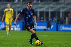 莫雷托：加拉塔萨雷探讨引进帕瓦尔，国米愿在收到合适报价时放人