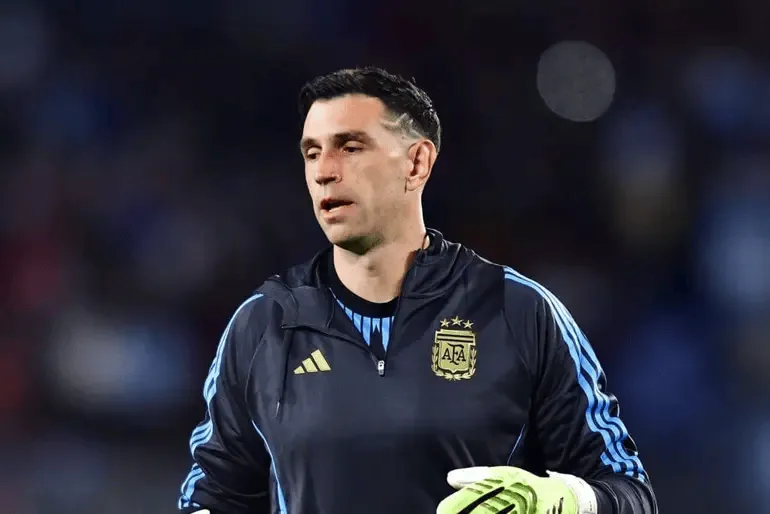 开云体育官网登录-TA：大马丁预计世预赛后重返维拉阵容，但未来仍然没有定论