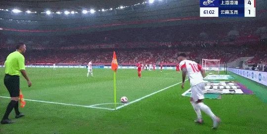 开云体育手机登录-玉昆右侧角球,唐淼后点凌空射门扳回一球,玉昆2-4