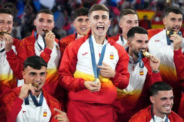 开云-欧洲杯奥运会连夺两冠！西班牙足球展现可怕统治力